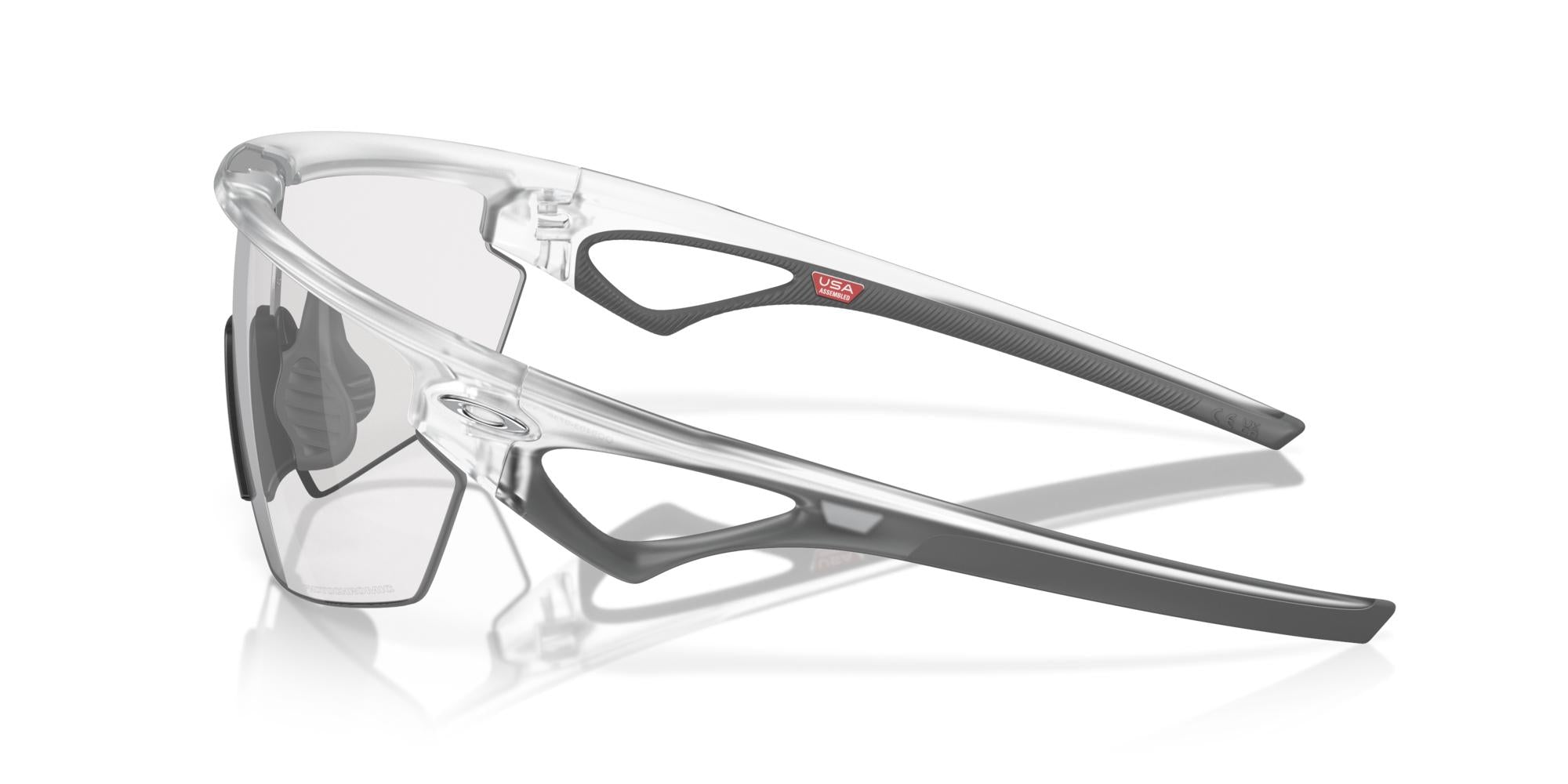 OAKLEY SPHAERA Matte Clear / 36-50-940307 / Clear to Black Iridium Photochromic